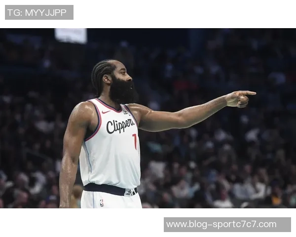 哈登称小卡夏季苦练展现侵略性已恢复赛季最佳状态 哈登称小卡夏季苦练展现侵略性已恢复赛季最佳状态