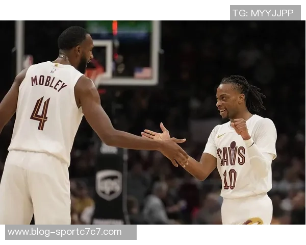 直播吧评选10月30日NBA最佳球员揭晓里夫斯荣膺殊荣引发热议 直播吧评选10月30日NBA最佳球员揭晓里夫斯荣膺殊荣引发热议